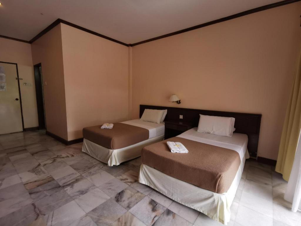 Oyo 89972 Borneo Paradise Beach Hotel Kota Kinabalu Luaran gambar
